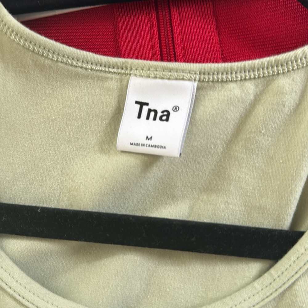 NWOT Aritzia Tna CHILL MALIBU DRESS Sage Green Sz M - Picture 5 of 5